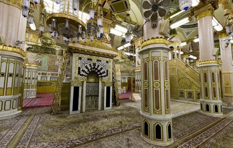 Raudhah Tempat Mustajab untuk Berdoa di Masjid Nabawi